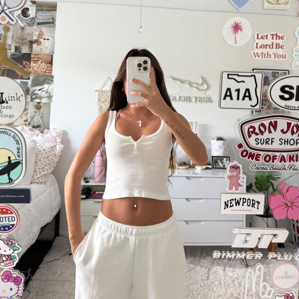 Brandy Melville white ribbed button cropped tank top